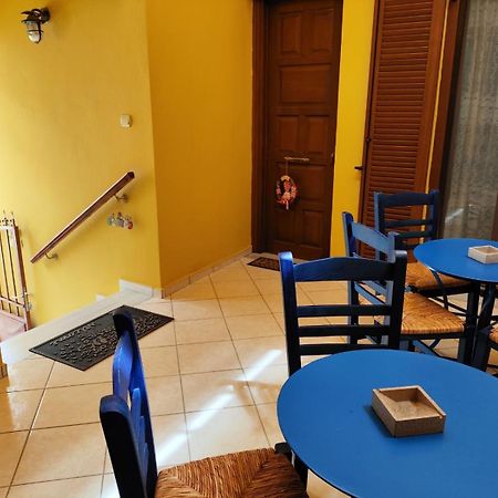 Οι Φωλίτσες Apartment Nafpaktos Екстериор снимка