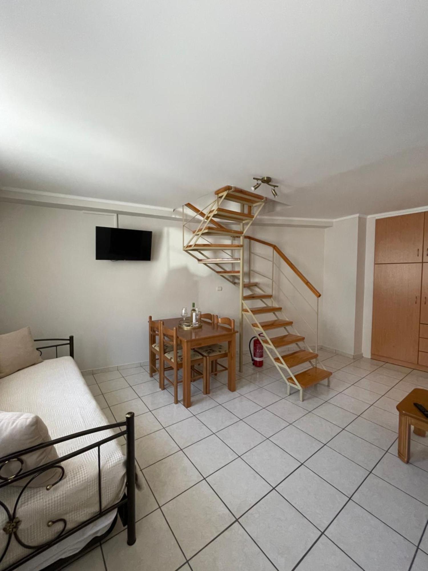 Οι Φωλίτσες Apartment Nafpaktos Екстериор снимка